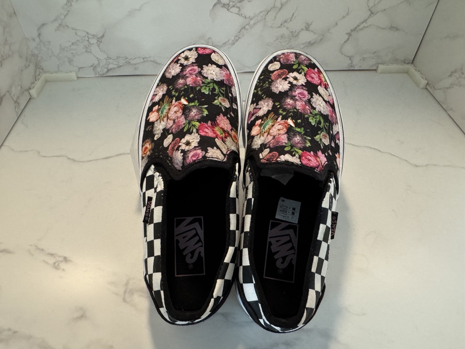 Vans Women's Floral Checked Canvas Skate Shoes, Size 6, Pre-owned, Excellent