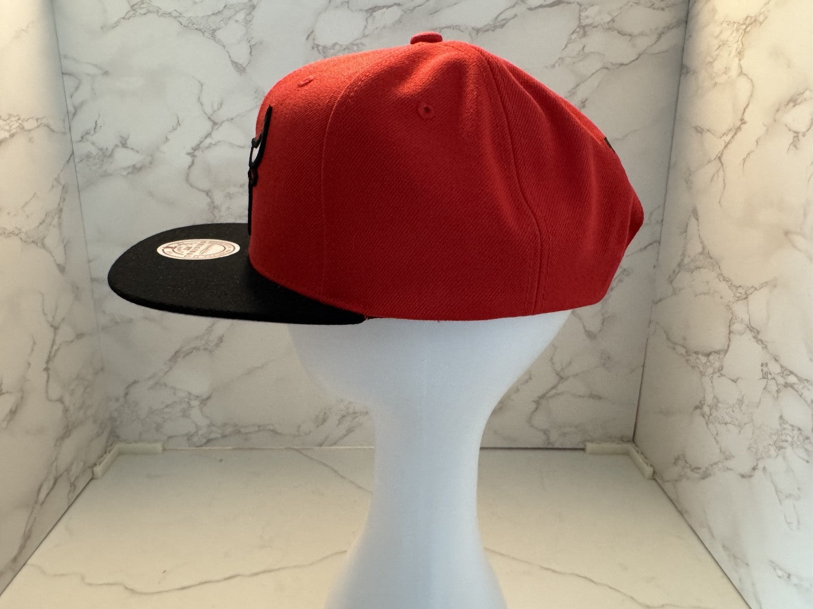 Chicago Bulls Mitchell & Ness, NBA, Original Fit Snapback, Red & Black - NEW