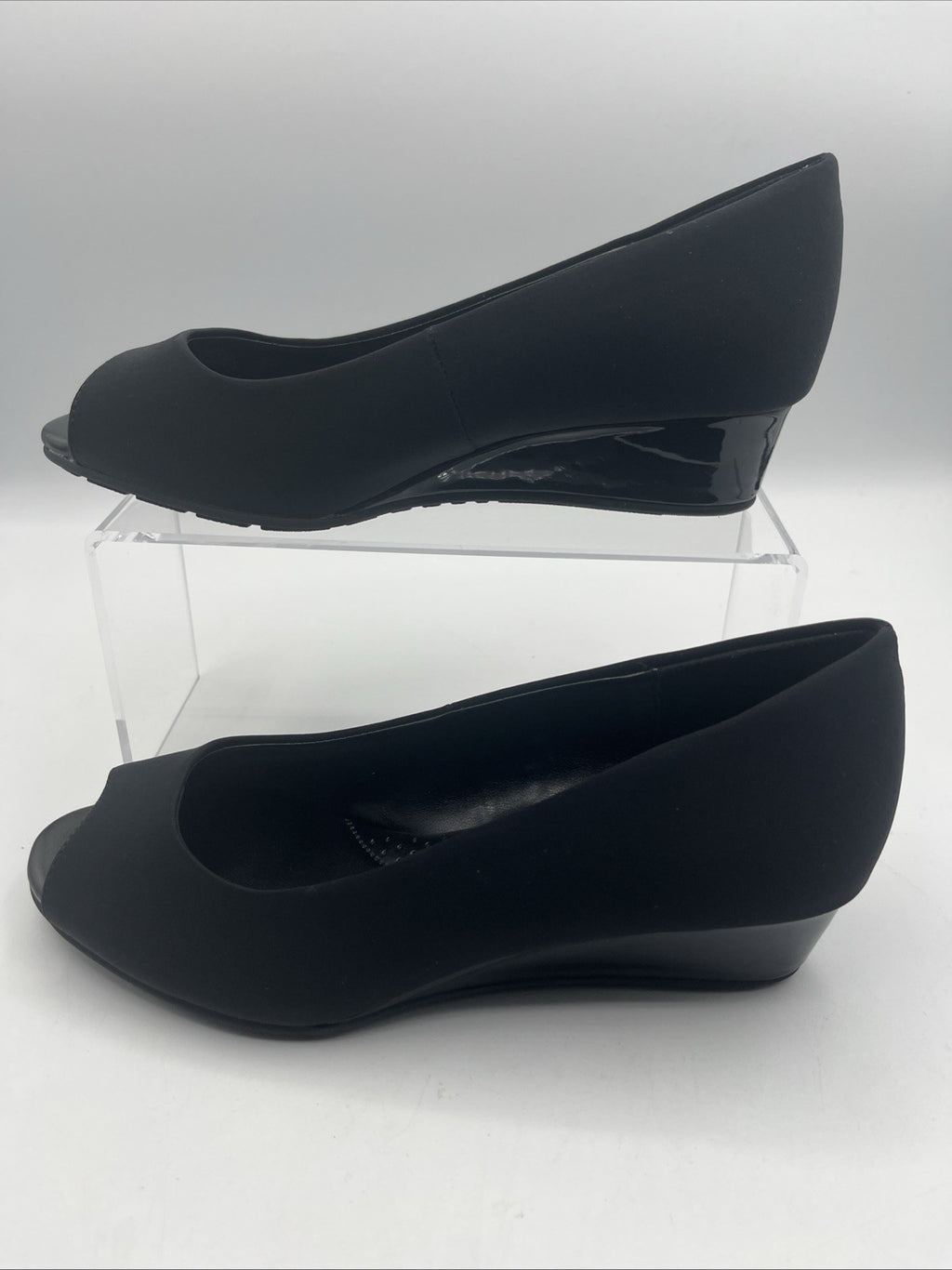 Bandolino Peep-Toe Dress Low Wedge Pumps Candra Black, Slip-on, Sz.6W, NIB