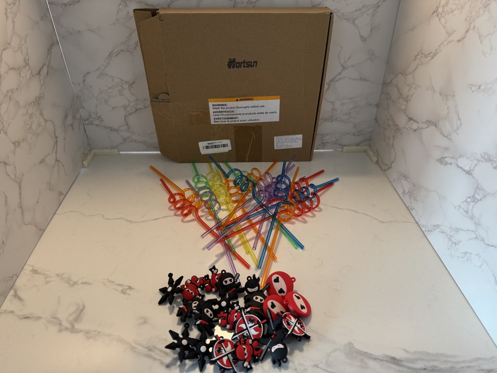 18 Pcs Silly Crazy Straws for Kids Reusable Plastic Loop Curly w/Ninja Toppers