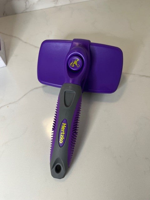 Hertzko Brush, Dog Brush for Shedding, Cat & Dog Grooming Self Clean Release NIB