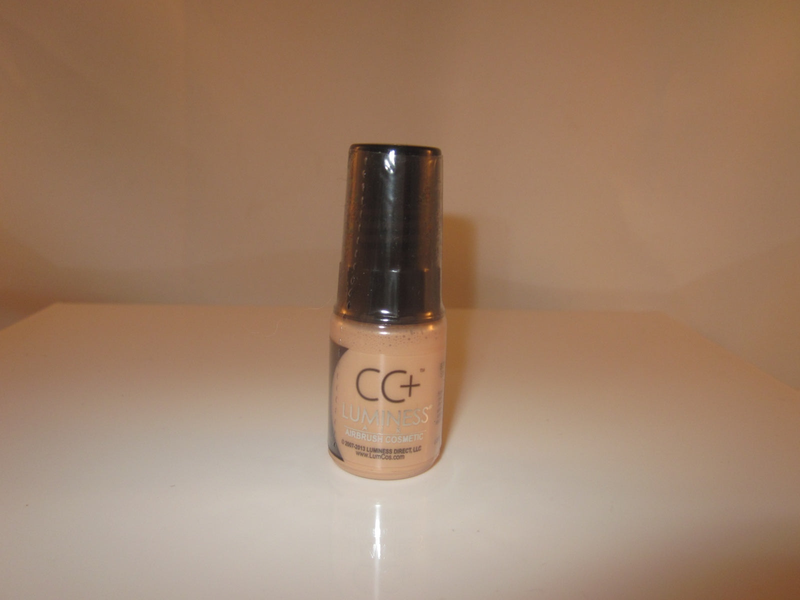 Luminess Airbrush Makeup Ivory CC Concealer "Ivory" Covers Imperfections