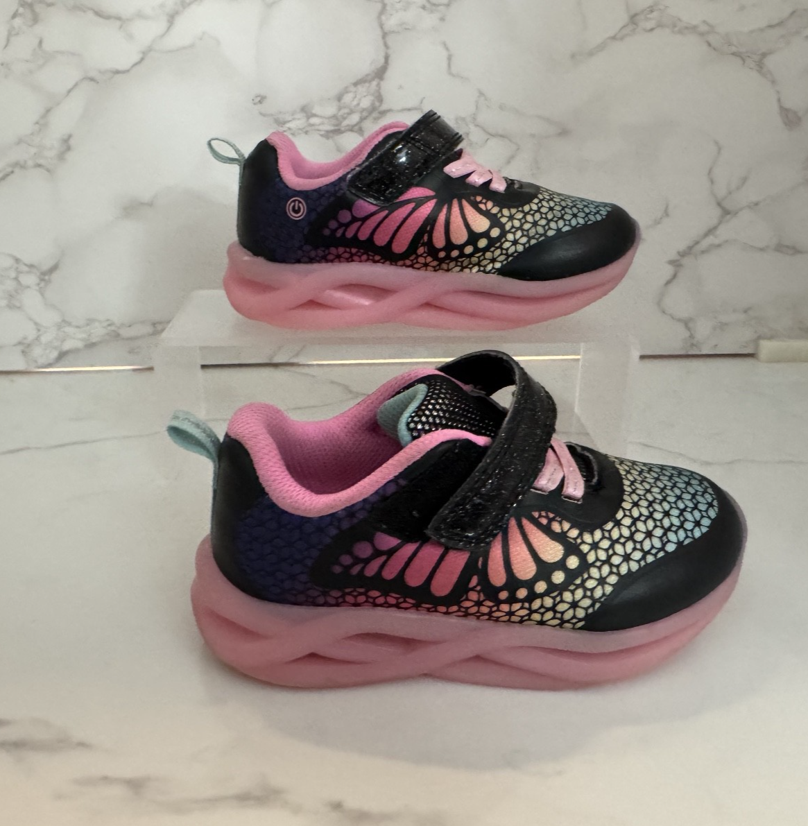 Athletic Works Toddler Girl Butterfly Light Up Sneakers Size 9, Working Lights.