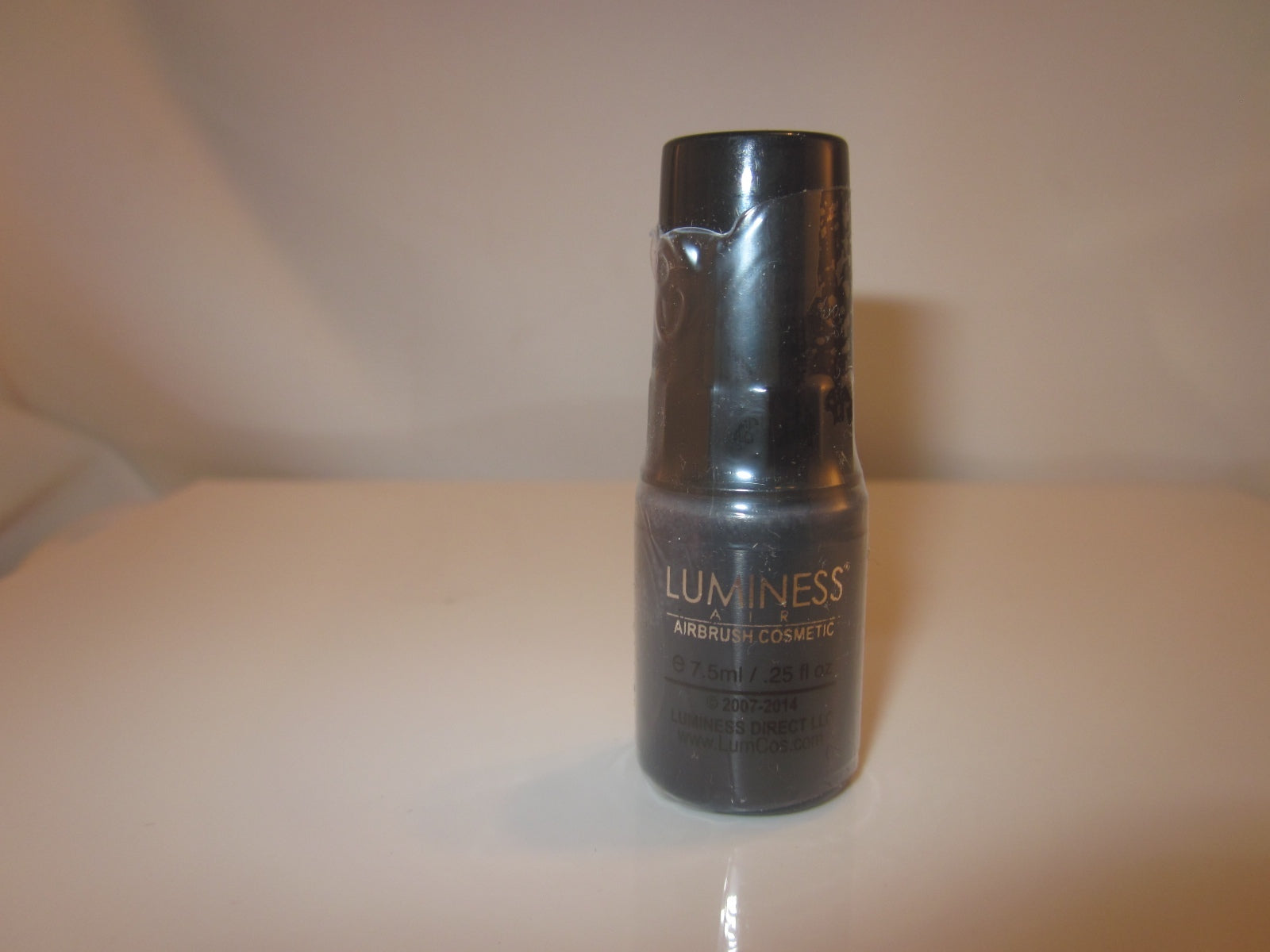 New Luminess/Stream Air Airbrush Eyeshadow color "Black/Onyx" ES-03