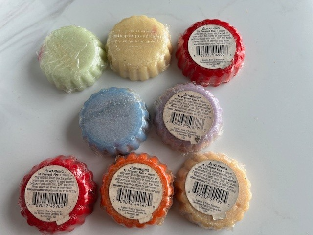 Yankee Candle Lot of 8 Assorted Wax Melt Potpourri Tarts 0.8 oz ea, RETIRED