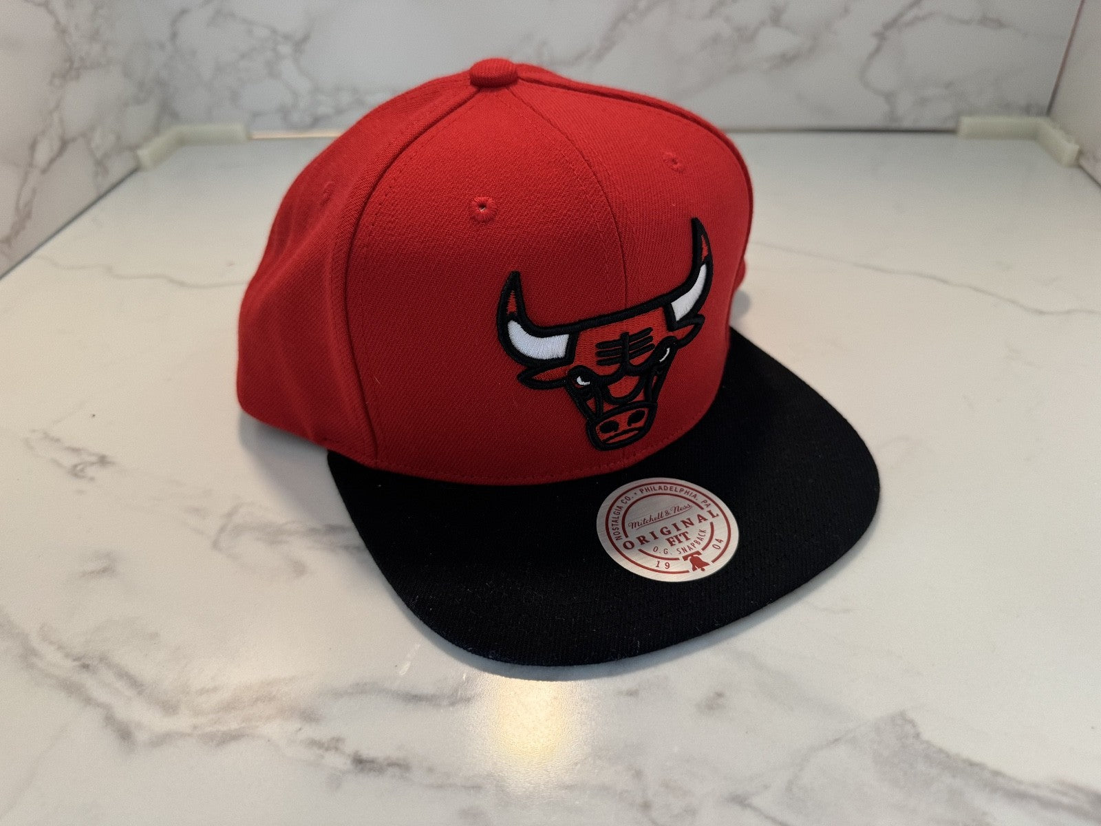 Chicago Bulls Mitchell & Ness, NBA, Original Fit Snapback, Red & Black - NEW