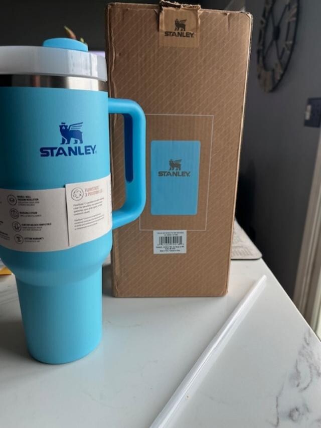 Stanley 40 fl oz Stainless Steel H2.0 Flowstate Quencher - Blue