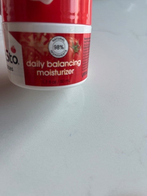 3 pk.- Yes To Tomatoes Daily Balancing Moisturizer Blemish-Prone Skin w/Lip Kit