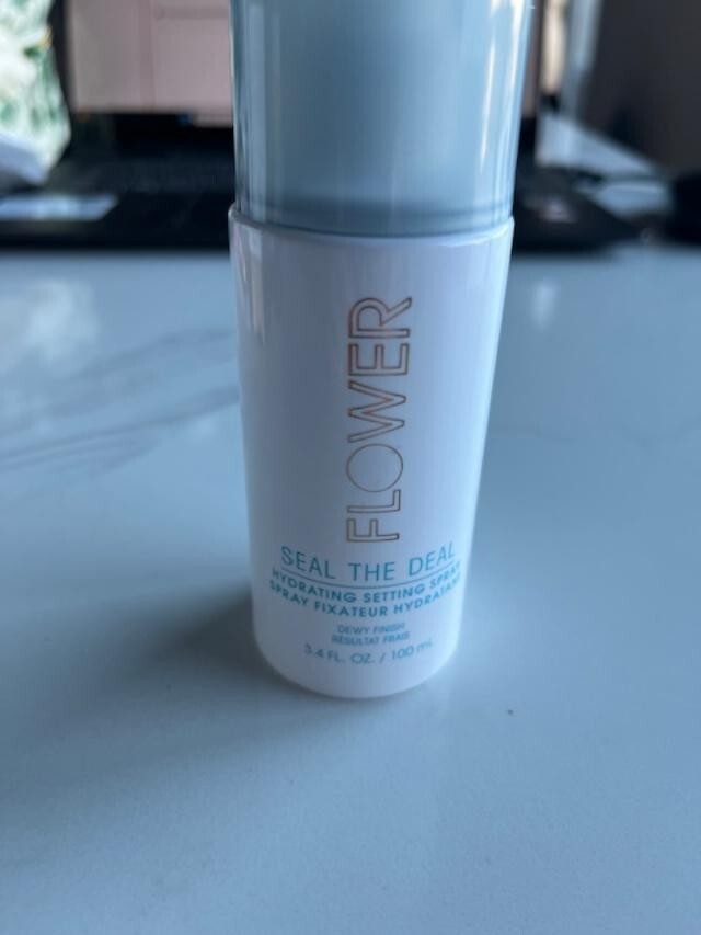Flower Seal The Deal Hydrating Setting Spray, Dewy Finish, 3.4 oz  HYDRATING NEW