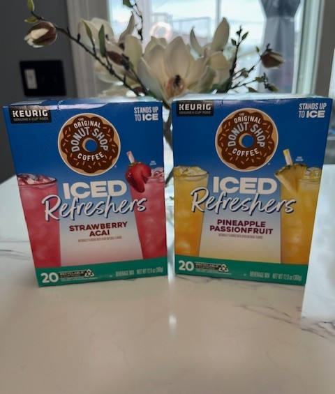The Original Donut Shop Iced Refreshers Strawberry Açaí-Pineapple Fruit 40Ct NIB