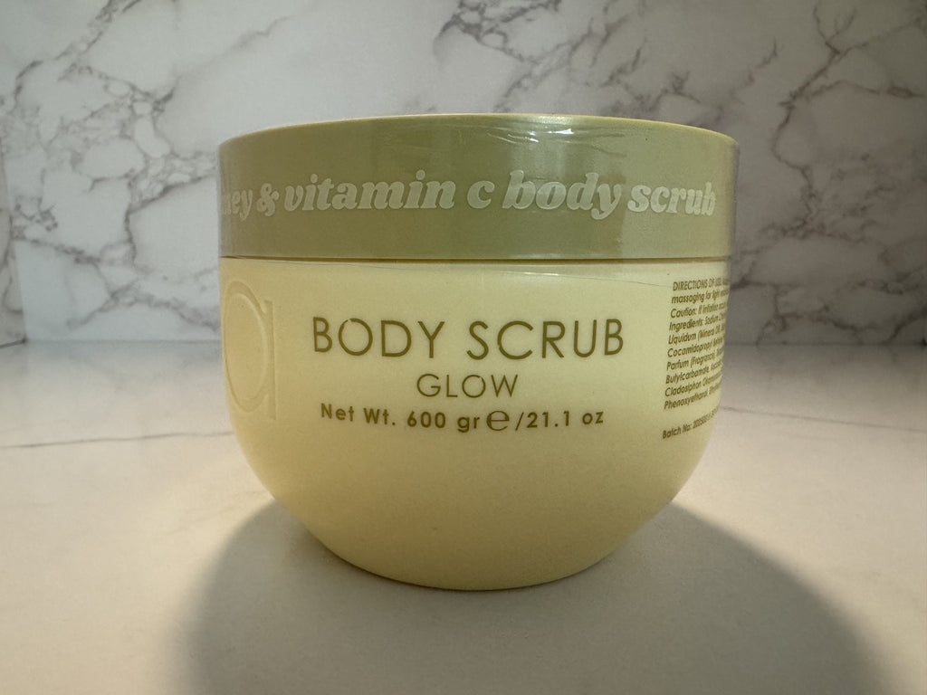 Ciroa Manuka Honey & Vitamin C Glow Rejuvanting Body Scrub 21.1 OZ, Australian