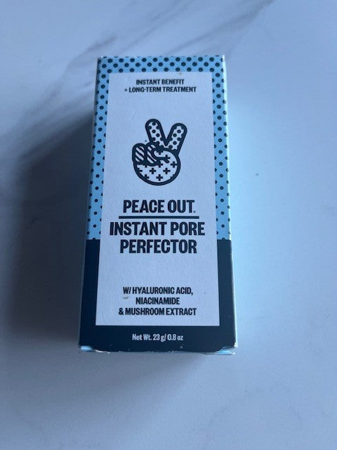 PEACE OUT Instant Pore Perfector .8 oz Soothing w/Hyaluronic Acid NIB Sealed