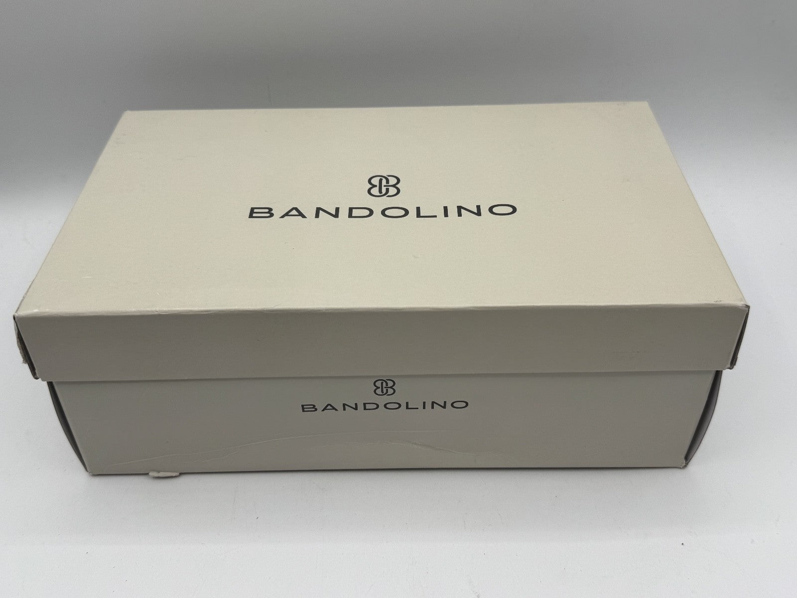 Bandolino Mary J Smith Dark Red, Size 7M Women's Pumps w/Block Heel NIB-006