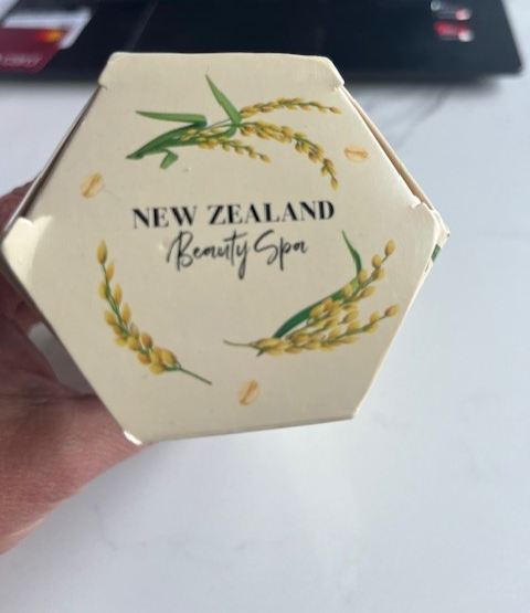 New Zealand Beauty Spa Soothing Exfoliation Creamy Oatmeal Body Soap Bars 15.0oz