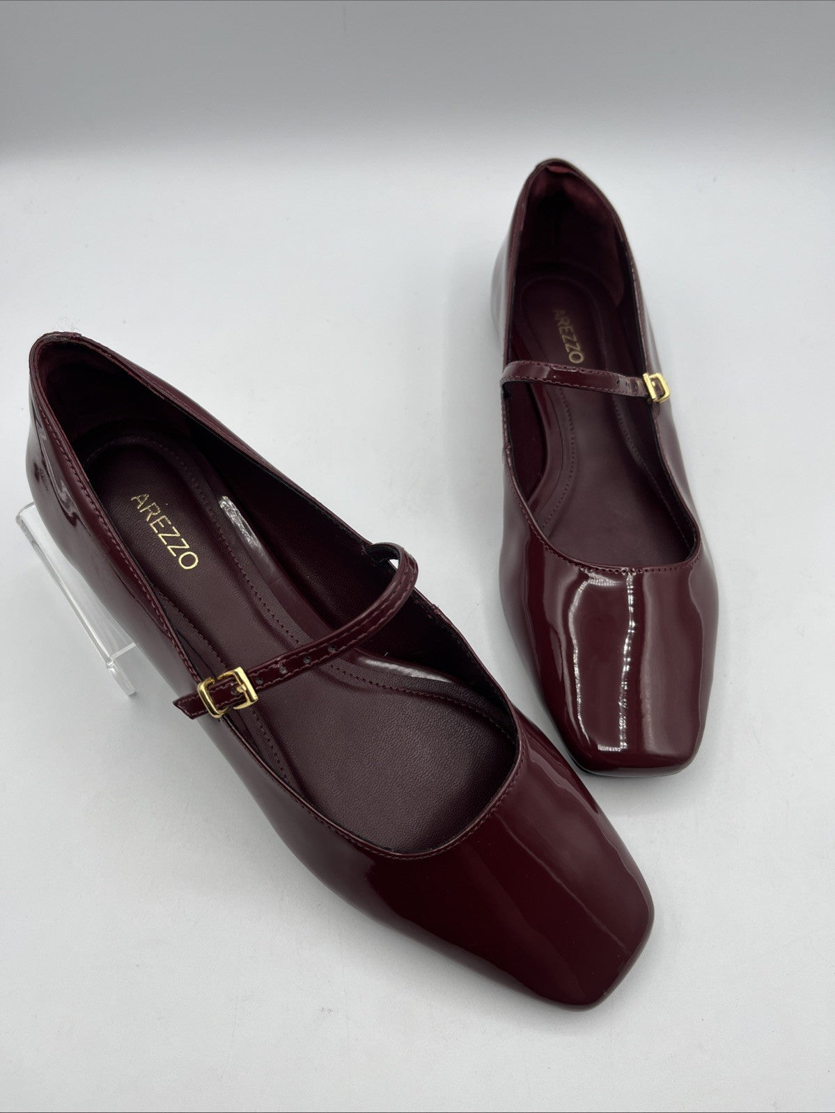 Arezzo Womens Tori Ballet RUBY Patent Leather Ballet Flats Sz. 7.5 w/Buckle, NIB