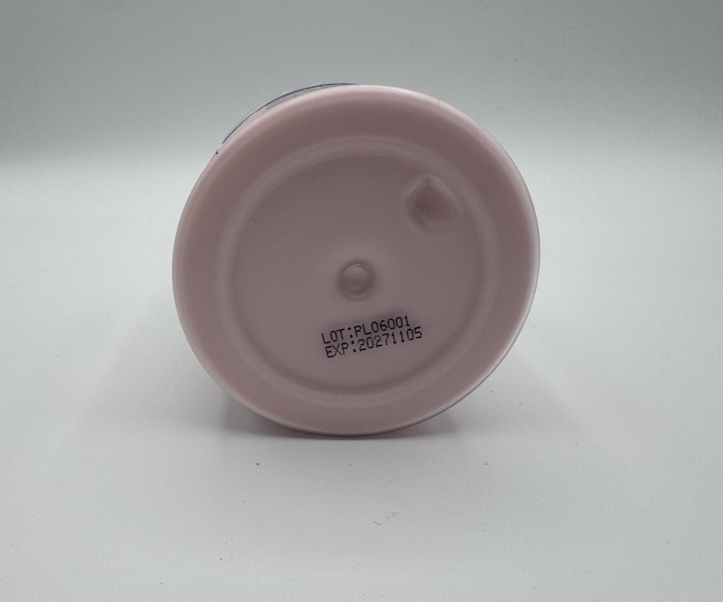 Cremerie Strawberry Souffle Body Cream 6 Oz, New Sealed Exp. 2027