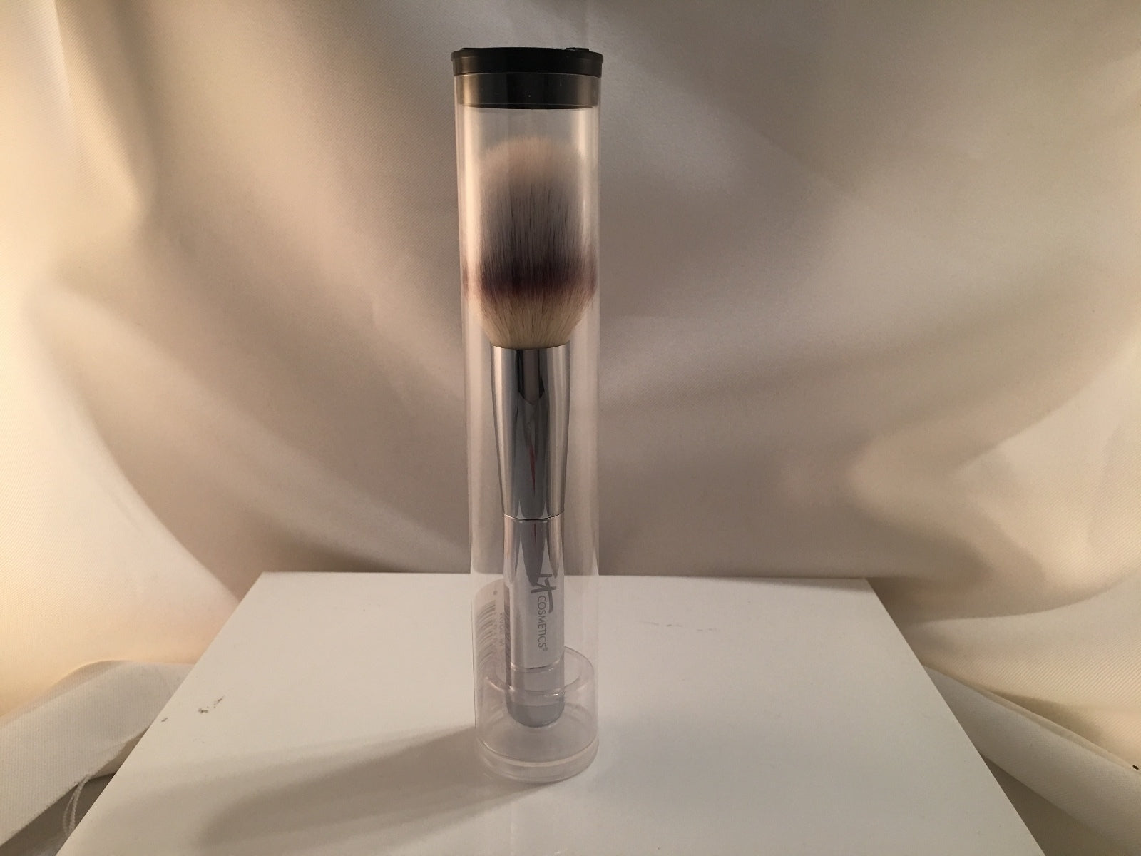 it Cosmetics Heavenly Luxe Double Airbrush Foundation, Bronzer, Face/Body Brush 