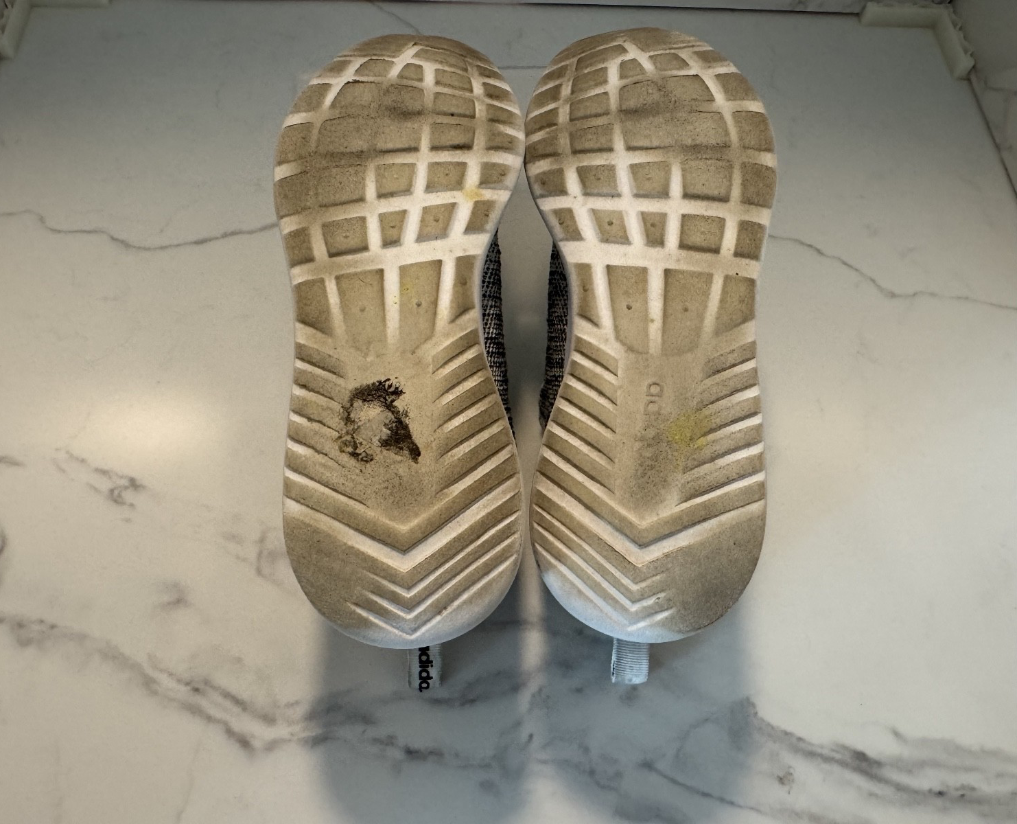 Adidas Cloudfoam Pure Comfort Running Shoe White & Black, Womens Size 6, Pre-own