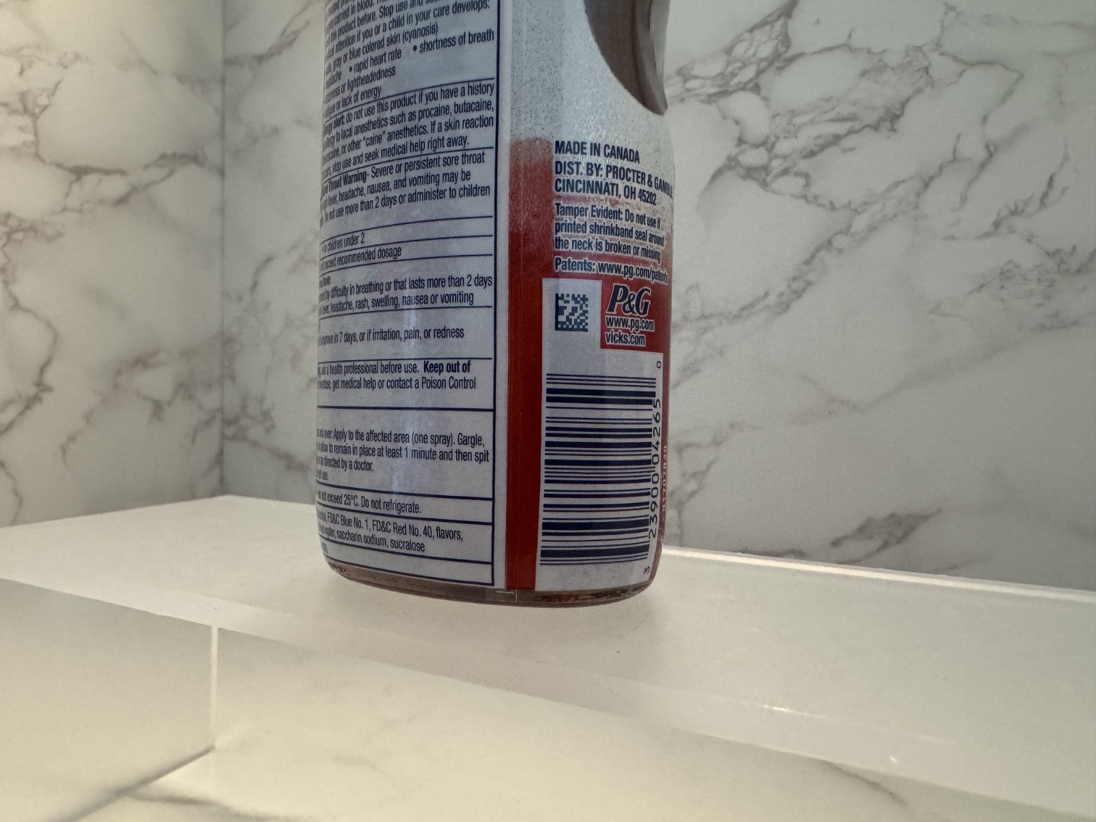Vicks VapoCool Sore Throat Cooling + Numbing Spray Cherry Berry Freeze Exp 1/27