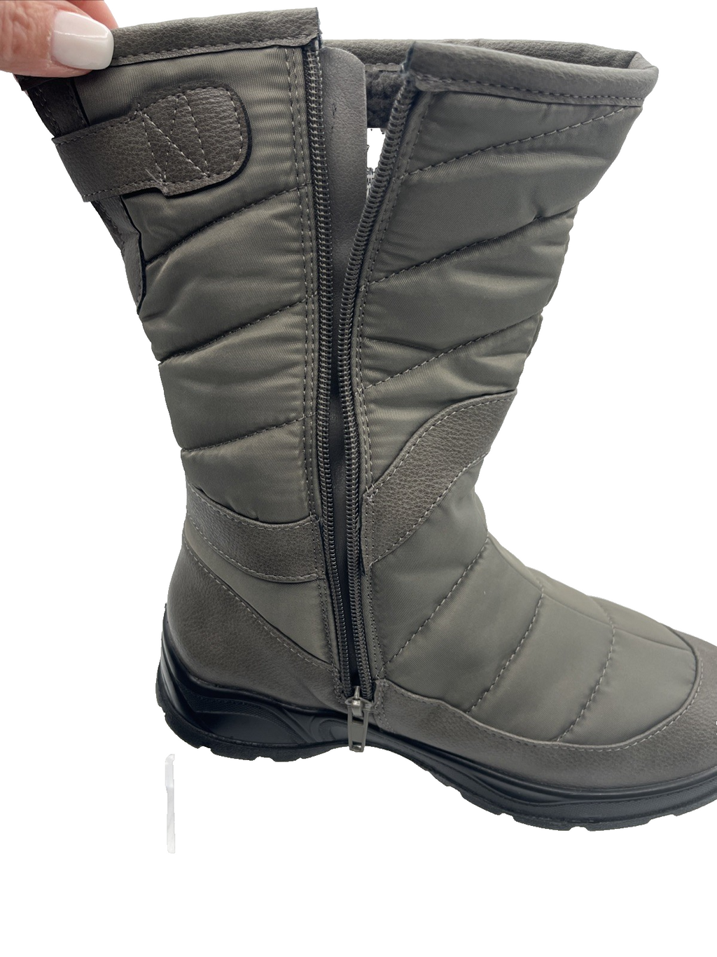 Bella Vita Women's Nylon Aspen Flat Winter Boot, Grey, Waterproof 11 Wide NIB