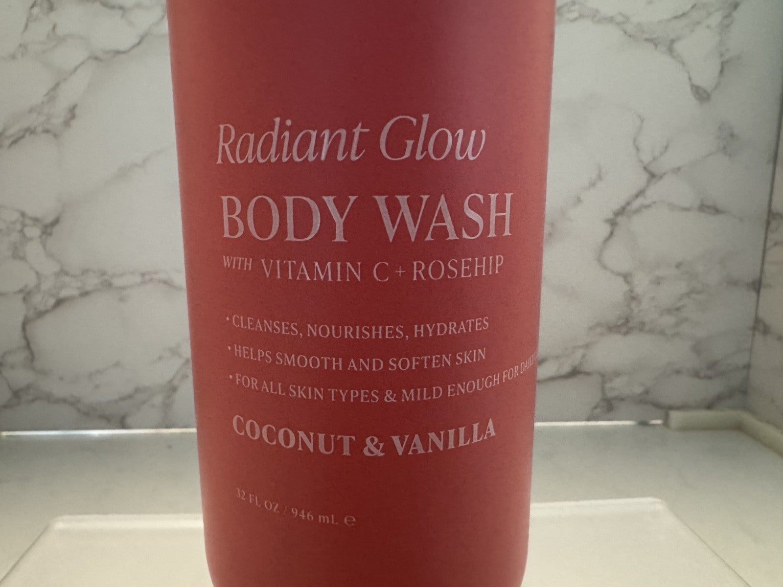 OMAVE Luxury Bodycare Body Wash Radiant Glow COCONUT VANILLA Rosehip 32oz, NEW