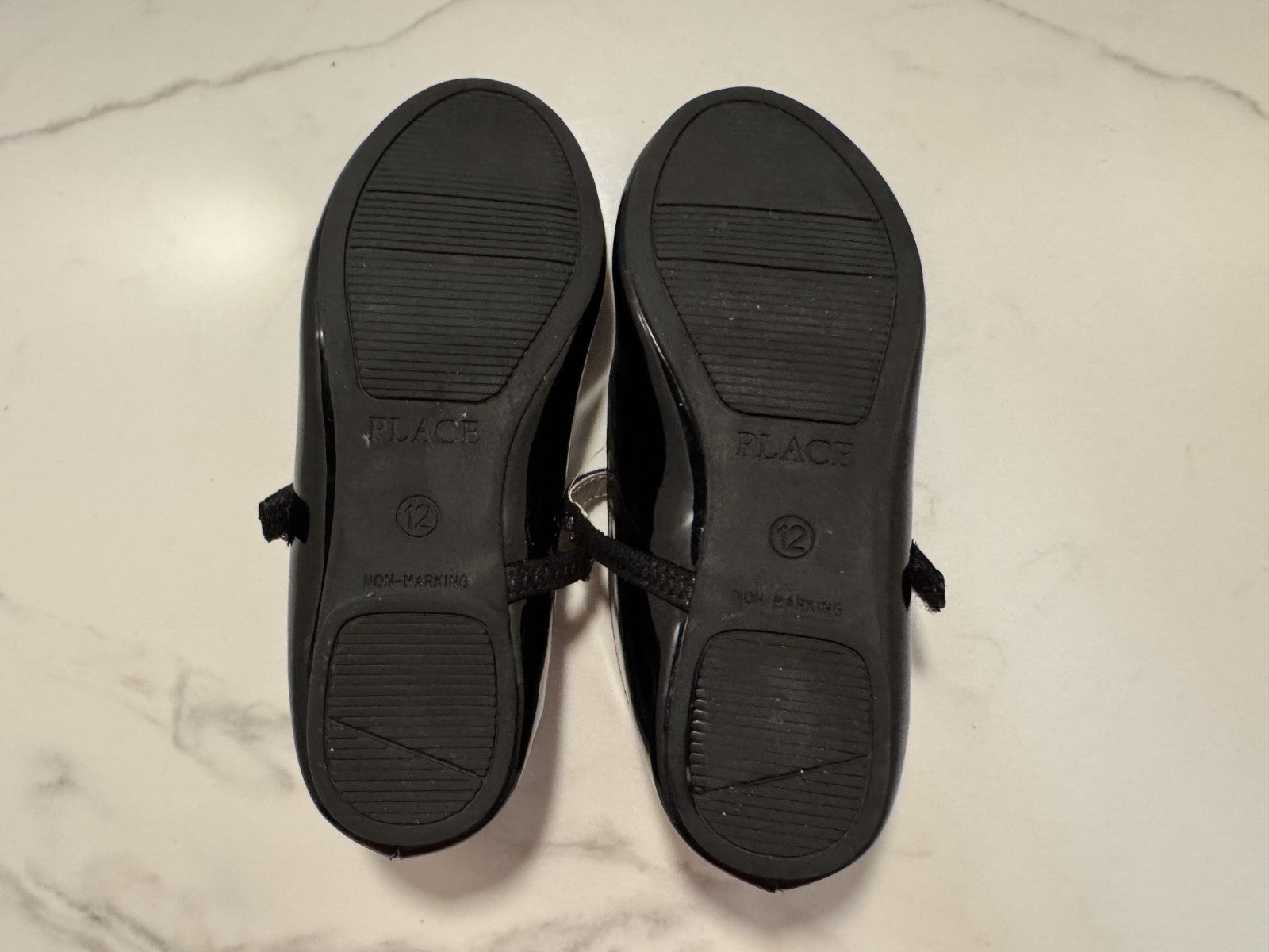 Children’s Place Girls Dress Jeweled Strap Patent Leather Shoes Size 12 Preowned