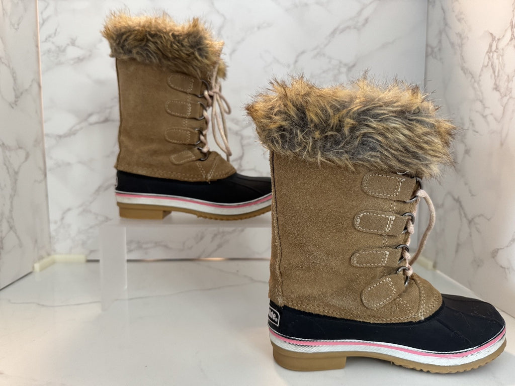 Northside Suede Winter Snow Boots Girls Size 11 Pink Faux Fur Lace Up Thinsulate