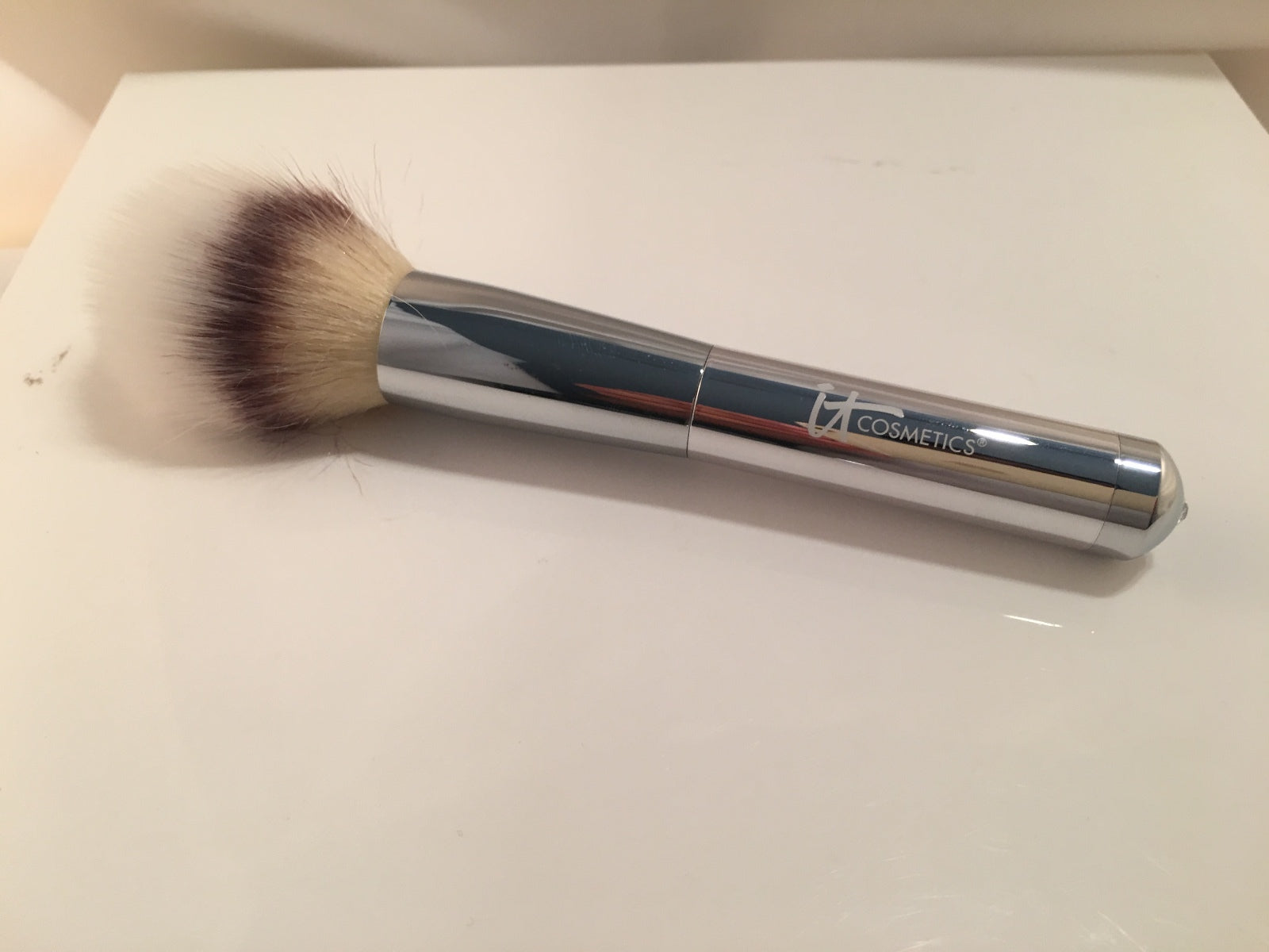 it Cosmetics Heavenly Luxe Double Airbrush Foundation, Bronzer, Face/Body Brush 