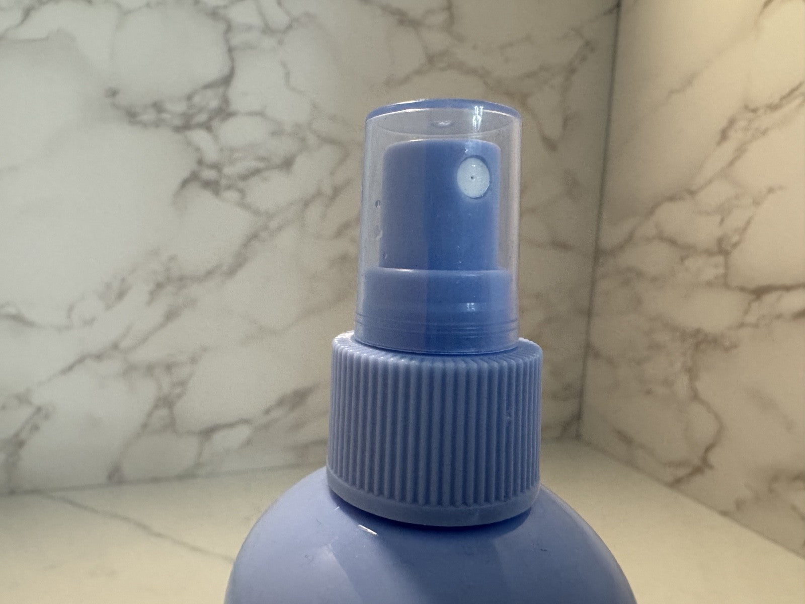 Ambrose Island Breeze Body Mist All-Over Lightweight Fragrance Coconut Vanilla