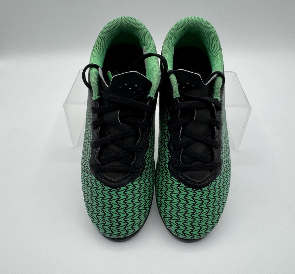Under Armour ClutchFit Force 3.0 Green & Black Soccer Cleats YOUTH SIZE 13K