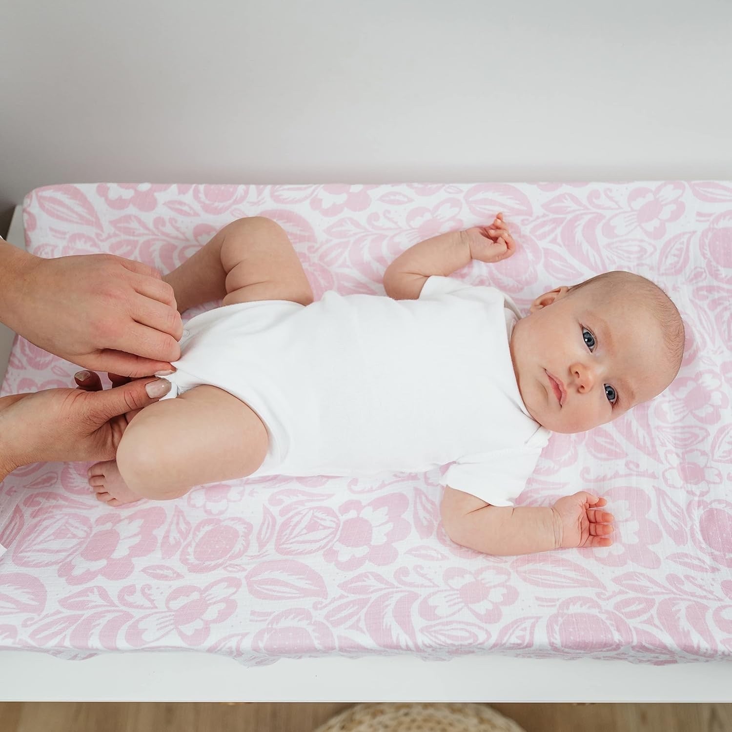 Aden + Anais Essentials Changing Pad / Mat Cover, Pink/White Flowers, New Sealed