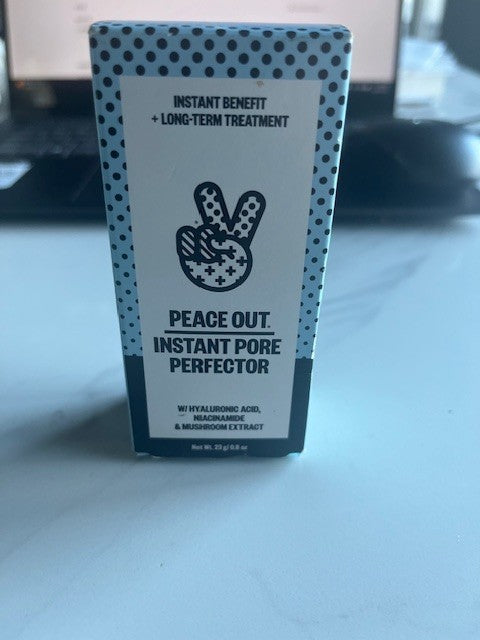 PEACE OUT Instant Pore Perfector .8 oz Soothing w/Hyaluronic Acid NIB Sealed