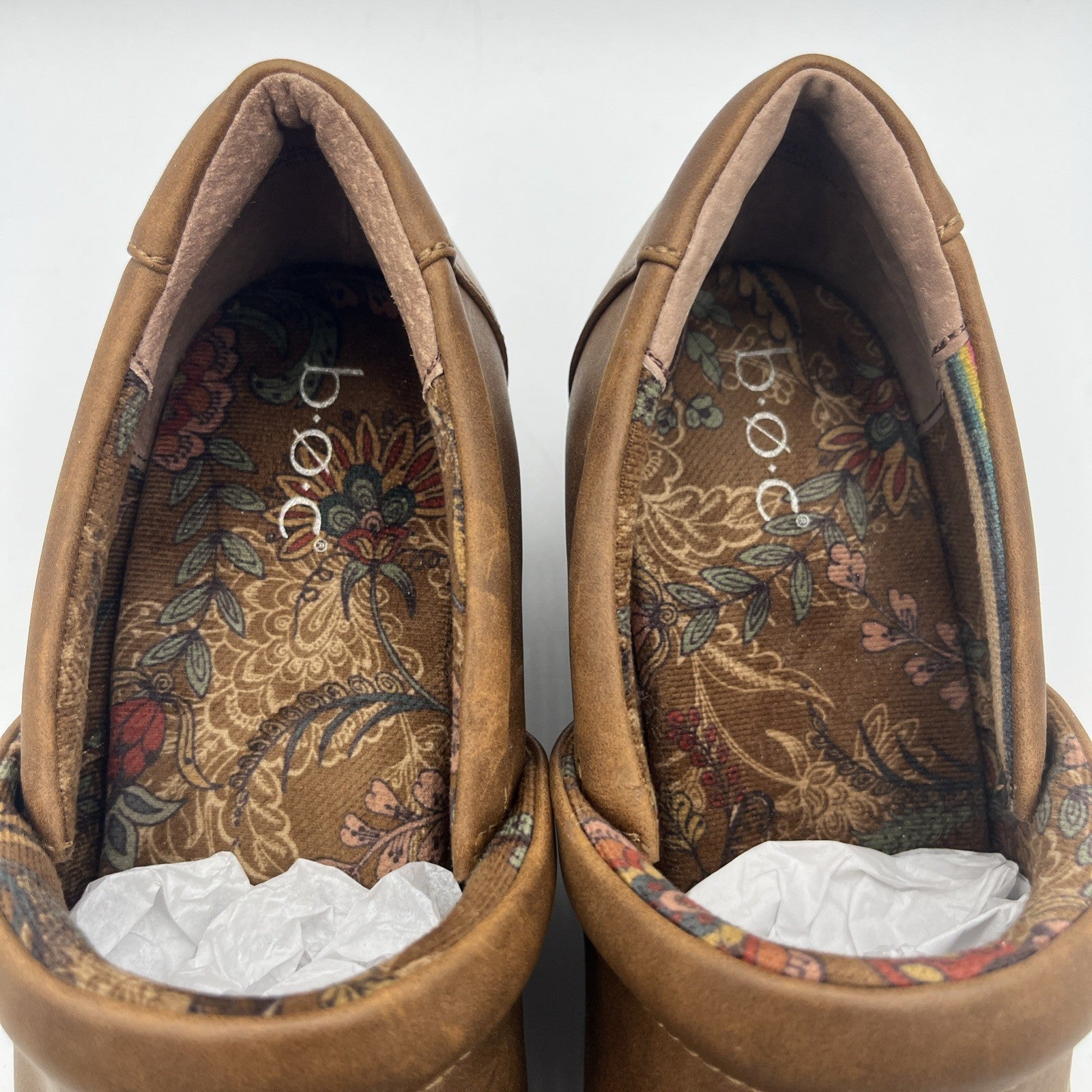 B.O.C Women's Peggy II Clogs, 10M, Slip-on Brown Leather, Pre-owned
