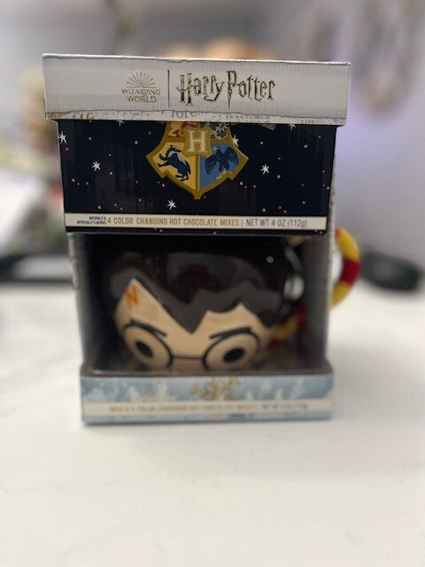 Wizarding World Harry Potter Mug With 4 Color Changing Hot Chocolate Mixes,NIB