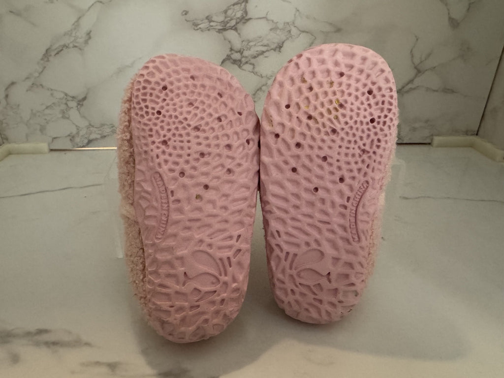 Lefflow Girls Baby Pink Toddler Faux Fur House Slipper, Pre-owned, Excellent