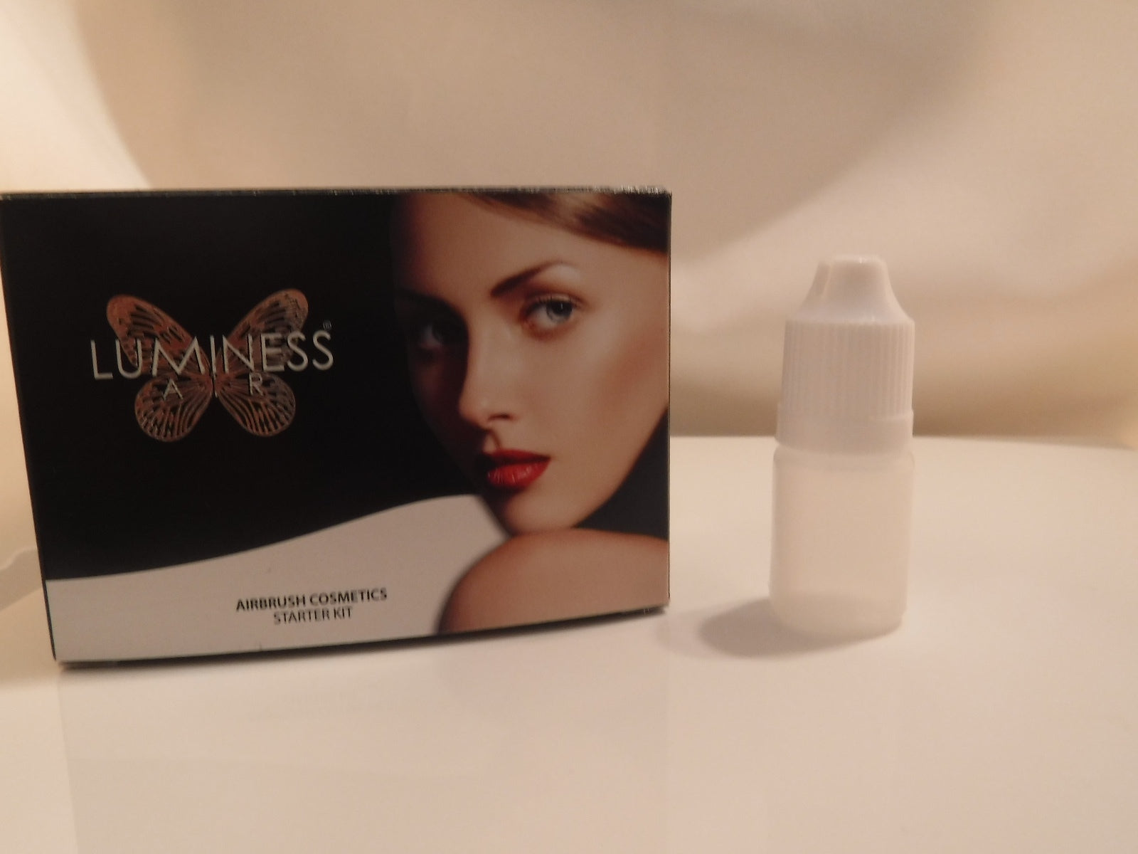 Airbrush Foundation Shade Ultra F6, 5ml=.16oz ONE Sample of Luminess foundation 
