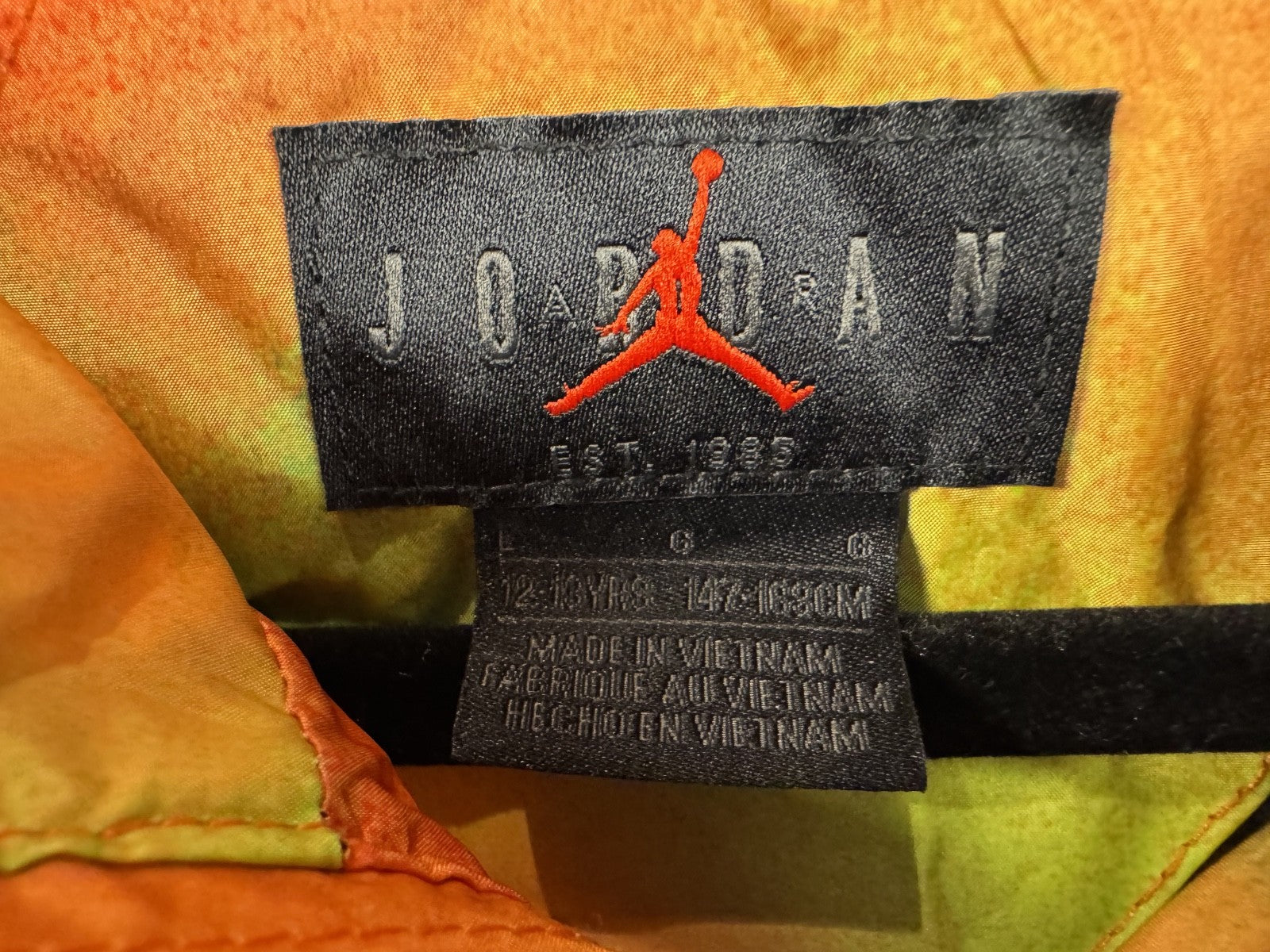 Nike Air Jordan Colorbock Windbreaker, Youth Size Large, Pre-owned, Excellent