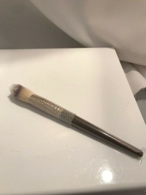 It Cosmetics Bye Bye Pores Poreless Je Ne Sais Quoi Brightening Blush+Brush NIB