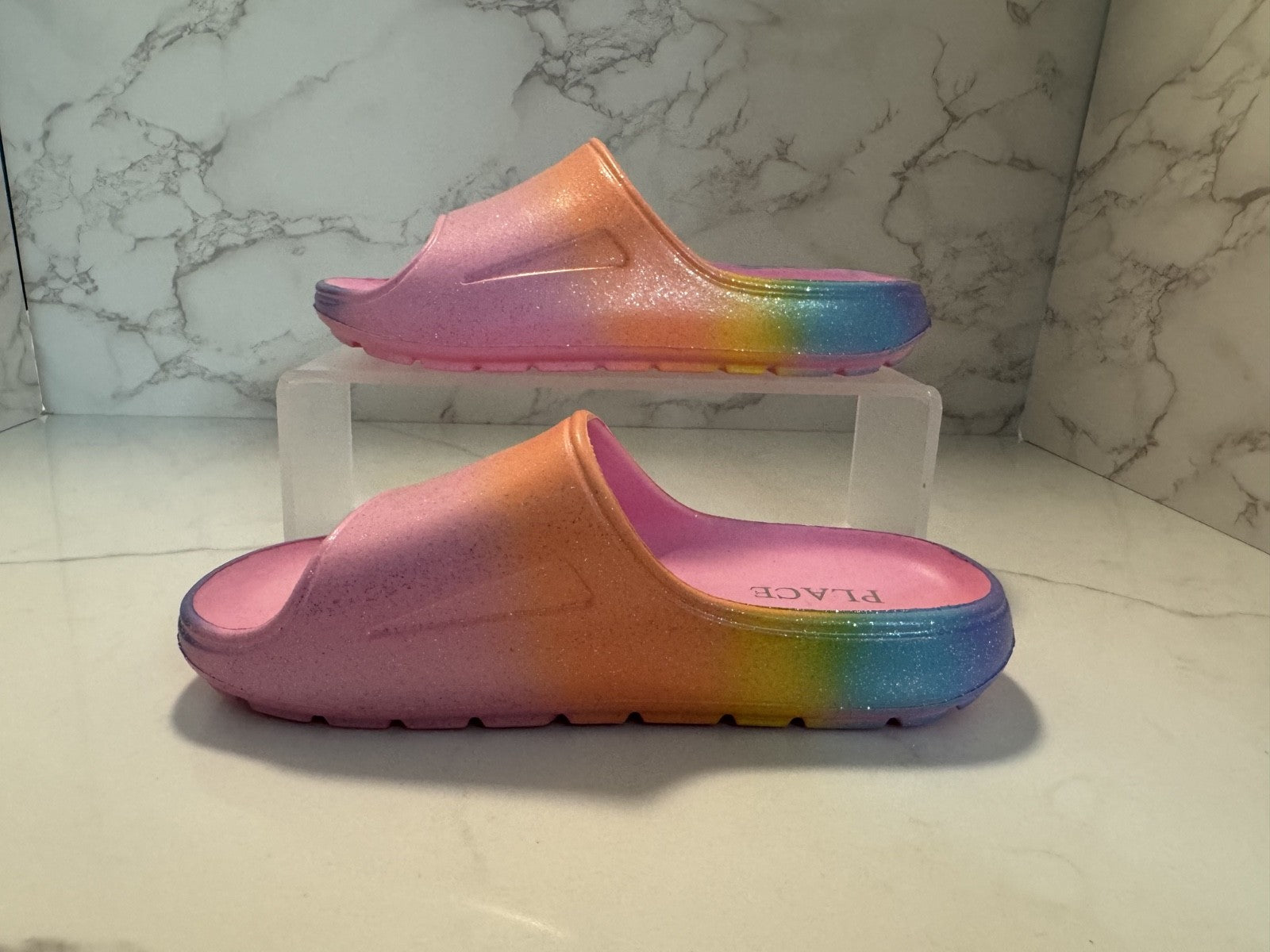 Children's Place Girls Glitter Rainbow Ombre Slides Size 13 Slide in Sandals NEW