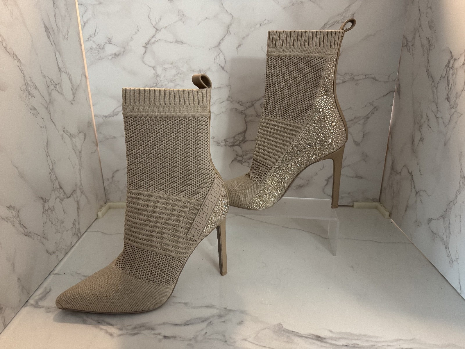 Steve Madden Maxwelle Beige Knit Sock Boot Heels Size 9M Rhinestone Heel New