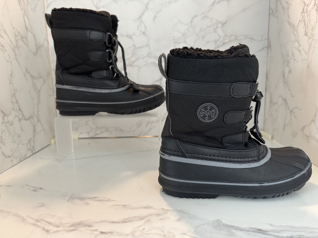 SPORTO Snow Boots Size 2 Youth  Winter Fleece Lined Black/Gray, Pre-owned, Great