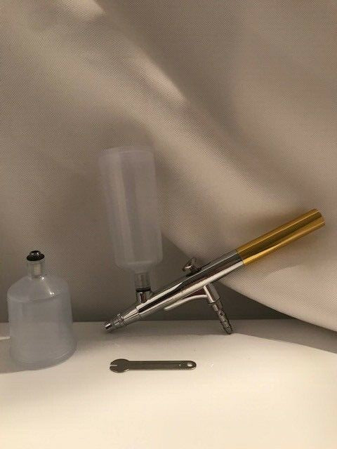 AIRBRUSH Beauty Tan Sunless Spray Tanning or makeup Stylus use w/Luminess System