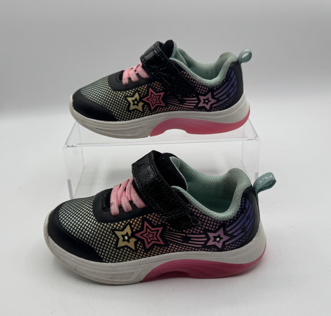 Athletic Works Toddler Girl Star Light Up Sneakers Size 9 with lights, Pre-owned