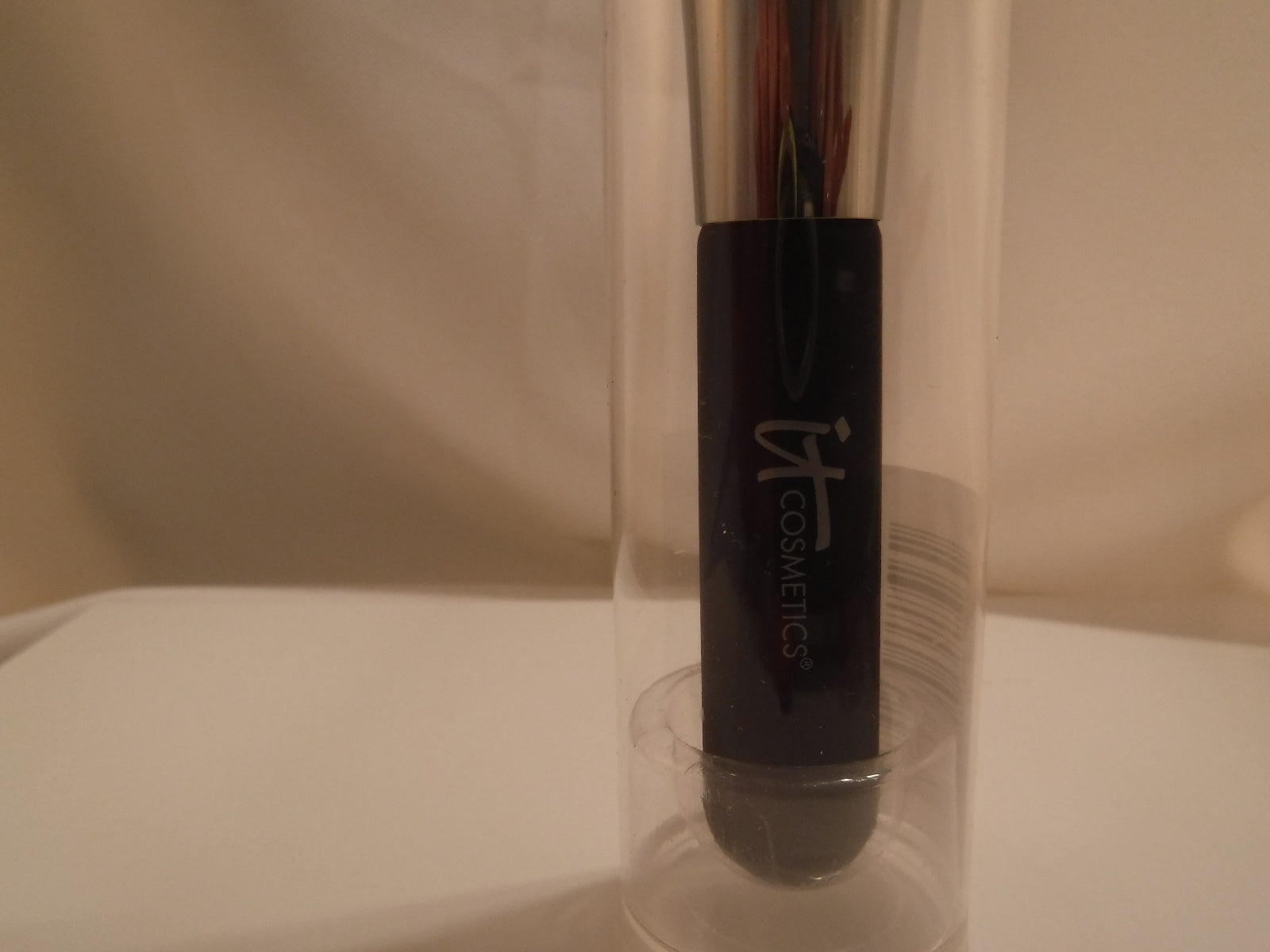 it Cosmetics Heavenly Luxe Wand Bye Bye Pore Ball Powder Brush #8 New & Sealed