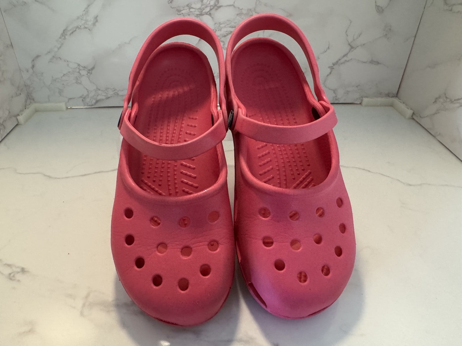 Crocs Shayna Clogs Womens 7 Pink Slip On Mary Jane Comfort Shoes Lightweight