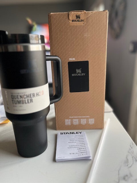 Stanley Black Chrome 40 Oz Quencher Tumbler H2.0 Flow State 40 oz, New