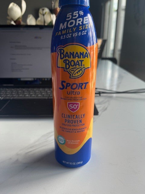 Banana Boat Ultra Sport Clear Sunscreen Spray SPF50 9.5 oz 55% more Water Resist