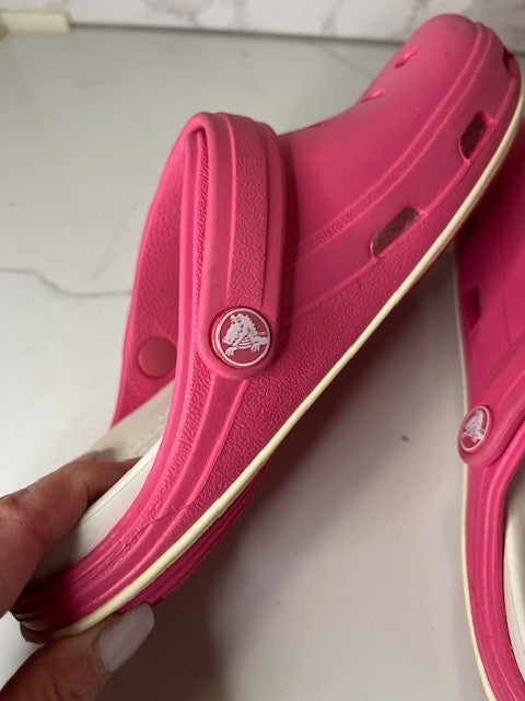 Crocs Classic Clog Hot Pink Unisex Adult Slip on 6 Lightweight Comfort PREowned