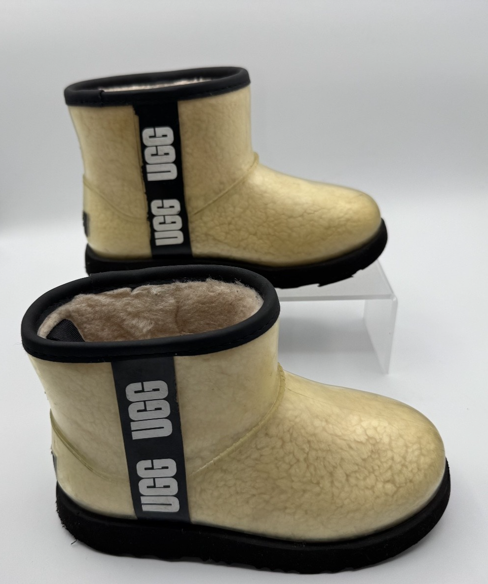 UGG Australia Classic Clear Kids Mini Ankle Boots, Size 13, Pre-owned, Excellent