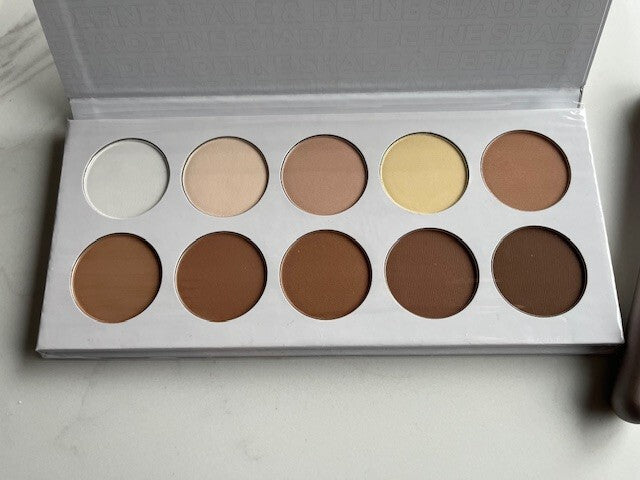BH Cosmetics Studio Pro Makeup 10 Shade and Define Contour Palette w/Brush New